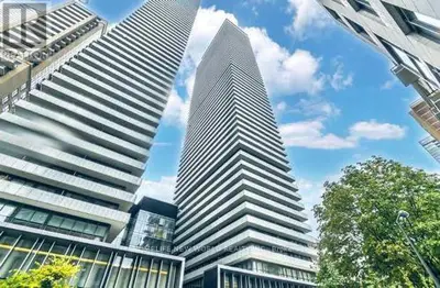 50 Charles Street E 4513, Toronto C08, On M4y 0c3