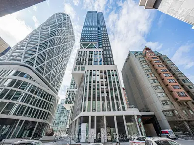 238 Simcoe Street 1904, Toronto C01, On M5t 1t4