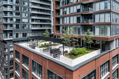 55 Mercer Street 2212, Toronto C01, On M5v 3w2
