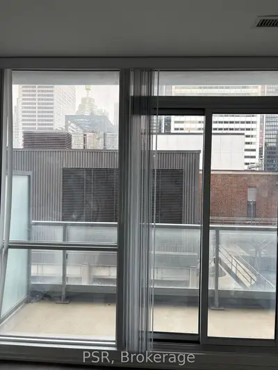 70 Temperance Street 2707, Toronto C01, On M5h 0b1