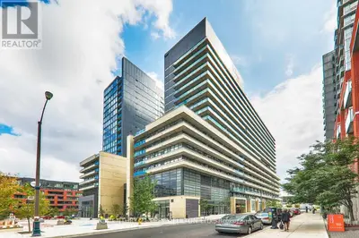 36 Lisgar Street 1816, Toronto, On M6j 3g2
