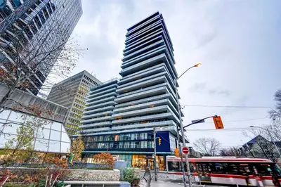 57 St Joseph Street 1810, Toronto C01, On M5c 0c5