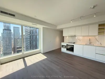 8 Wellesley Street W 3309, Toronto C01, On M4y 0j5