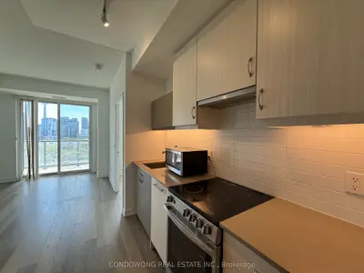181 Huron Street 1202, Toronto C01, On M5t 0c1