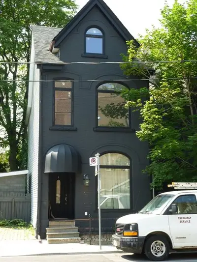 171 Harbord Street The Harbord, Toronto C01, On M5s 1h3