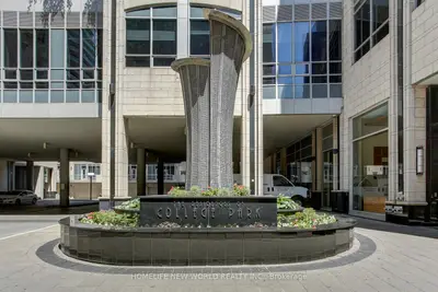 761 Bay Street 3305, Toronto C01, On M5g 2r2