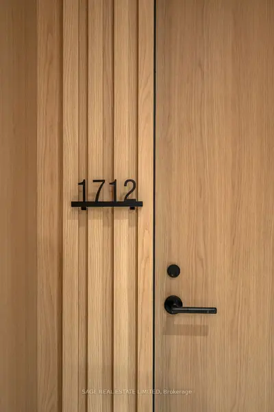 35 Mercer Street 1712, Toronto, On M5v 1h2