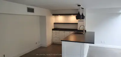 70 Yorkville Avenue 30, Toronto, On M5r 1b9