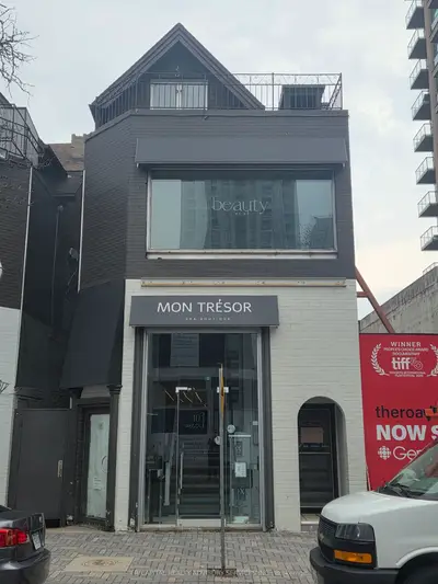 86 Yorkville Avenue 2nd, Toronto C02, On M5r 1b9