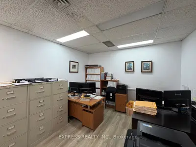 121 Willowdale Avenue 206, Toronto C14, On M2n 6a3