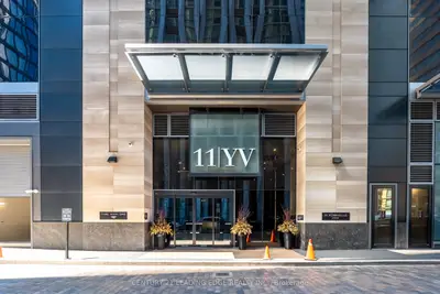 11 Yorkville Avenue 3709, Toronto C02, On M4w 0b7