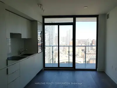 11 Wellesley Street W 1713, Toronto C01, On M4y 0g4