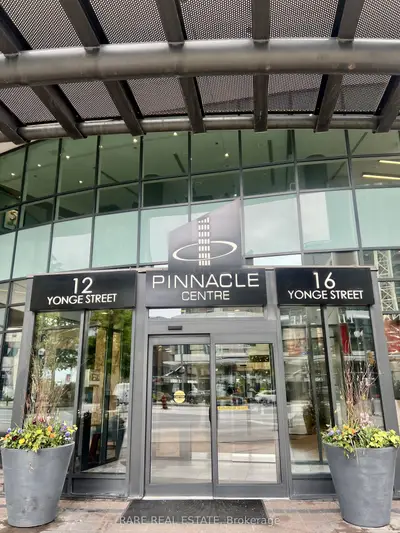 12 Yonge Street N 501, Toronto C01, On M5e 1z9