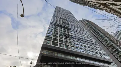 181 Dundas Street 5206, Toronto C08, On M5a 0n5