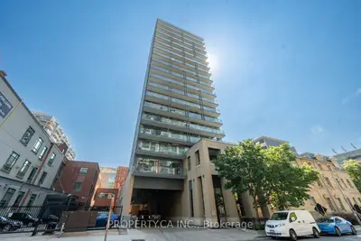 105 George Street 303, Toronto C08, On M5a 0l4