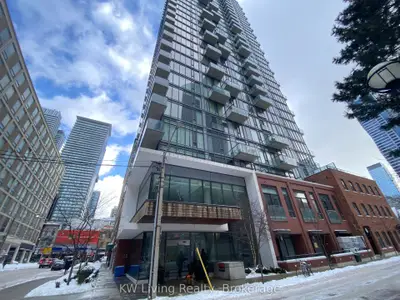 75 St Nicholas Street 306, Toronto C01, On M4y 0a5