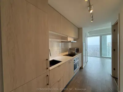 5 Soudan Avenue 2112, Toronto C10, On M4s 0b1