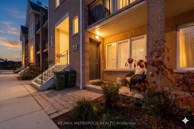 128 Aerodrome Crescent 102, Toronto C11, On M4g 4j2