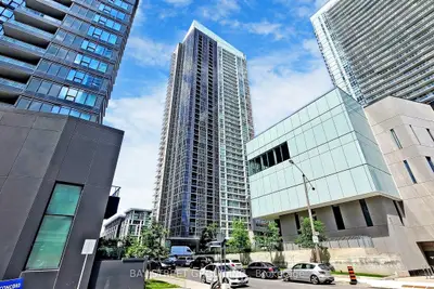 85 Queens Wharf Road 4102, Toronto C01, On M5v 0j9