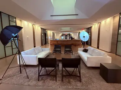1030 King Street W 228, Toronto C01, On M6k 0b4
