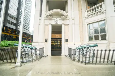 426 University Avenue 1206, Toronto C01, On M5g 1s9