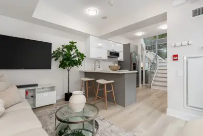 59 East Liberty Street Th 111, Toronto C01, On M6k 3r1