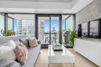 224 King Street W 3102, Toronto C01, On M5h 0a6