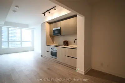 108 Peter Street 1703, Toronto C01, On M5v 0w2