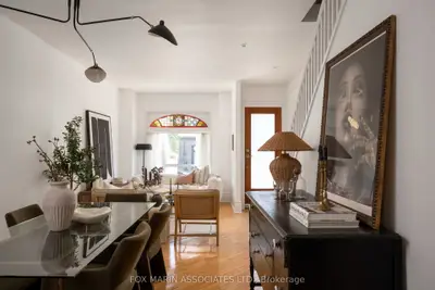 24 Collahie Street, Toronto C01, On M6j 1t7