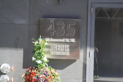 435 Richmond Street W 1409, Toronto C01, On M5v 3s6