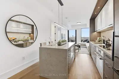 215 Lonsdale Road 1205, Toronto C03, On M4v 1w7