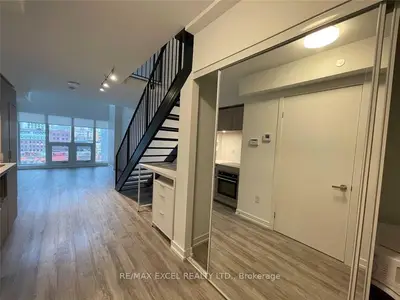 77 Shuter Street 529, Toronto C08, On M5b 0b8