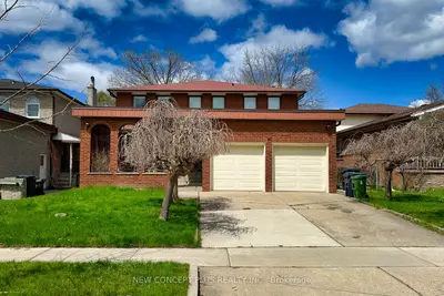 92 Charlton Boulevard, Toronto, On M2m 1b9