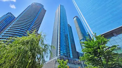 10 York Street 5608, Toronto C01, On M5j 0e1