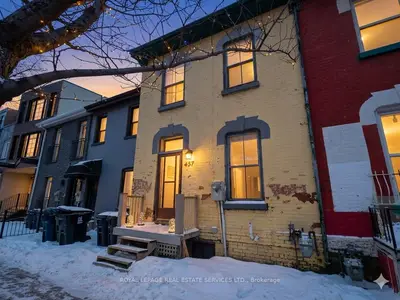 457 Queen Street E Main, Toronto C08, On M5a 1t6