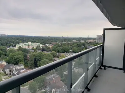 11 Lillian Street 1510, Toronto C10, On M4s 0c3