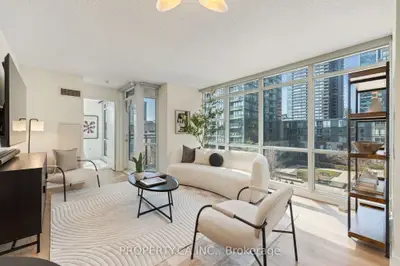 11 Brunel Court 503, Toronto C01, On M5v 3y3