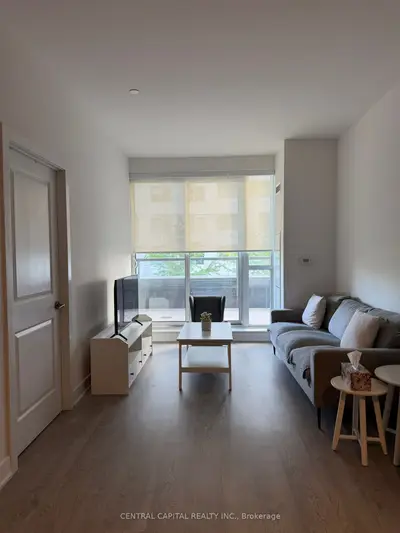 11 Lillian Street 206, Toronto C10, On M4s 2h7