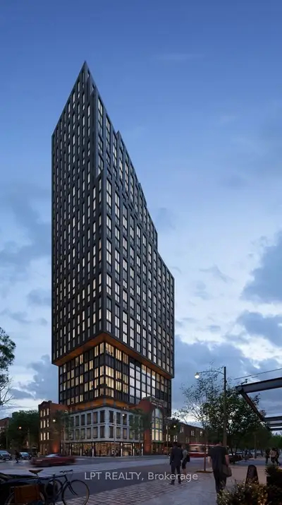 100 Queen Street E 1608, Toronto C08, On M5c 0b5