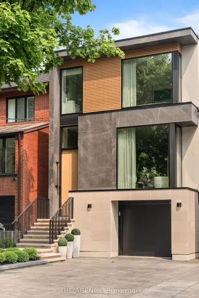 126 Sherwood Avenue, Toronto C10, On M4p 2a7