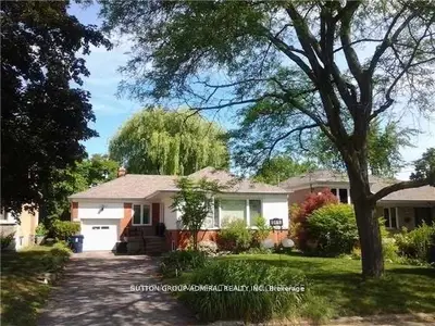 248 Park Home Avenue Main, Toronto C07, On M2r 1a3