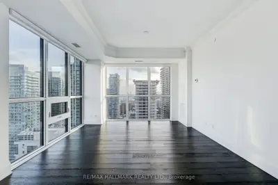 101 Erskine Avenue 2907, Toronto C10, On M4p 1y5