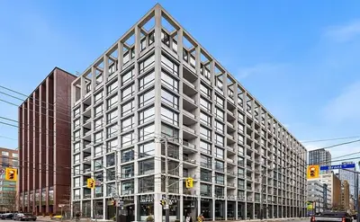 39 Brant Street 815, Toronto C01, On M5v 0m8