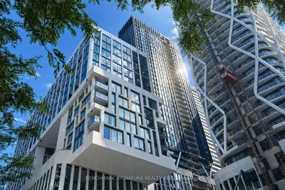 121 Saint Patrick Street 517, Toronto C01, On M5t 0b8