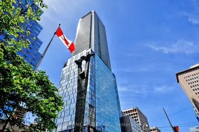 488 University Avenue 4203, Toronto C01, On M5g 0c1