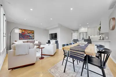 12 Sudbury Street 1402, Toronto C01, On M6j 3w7