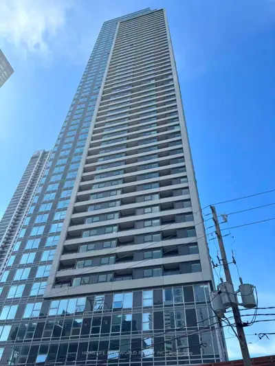 609 Sherbourne Street 1311, Toronto C08, On M4x 0a4