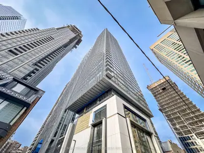 8 Cumberland Street 1603, Toronto C02, On M4w 0b6
