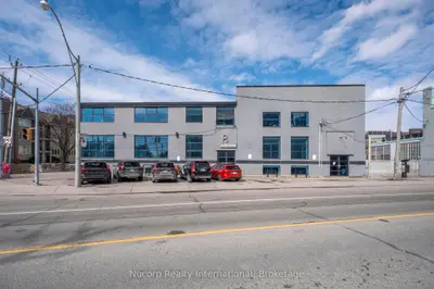 8 Eastern Avenue Second Floor, Toronto, On M5a 3c7