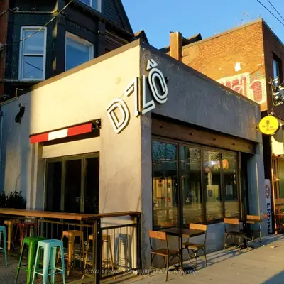 308 Dundas Street W, Toronto C01, On M5t 1g5